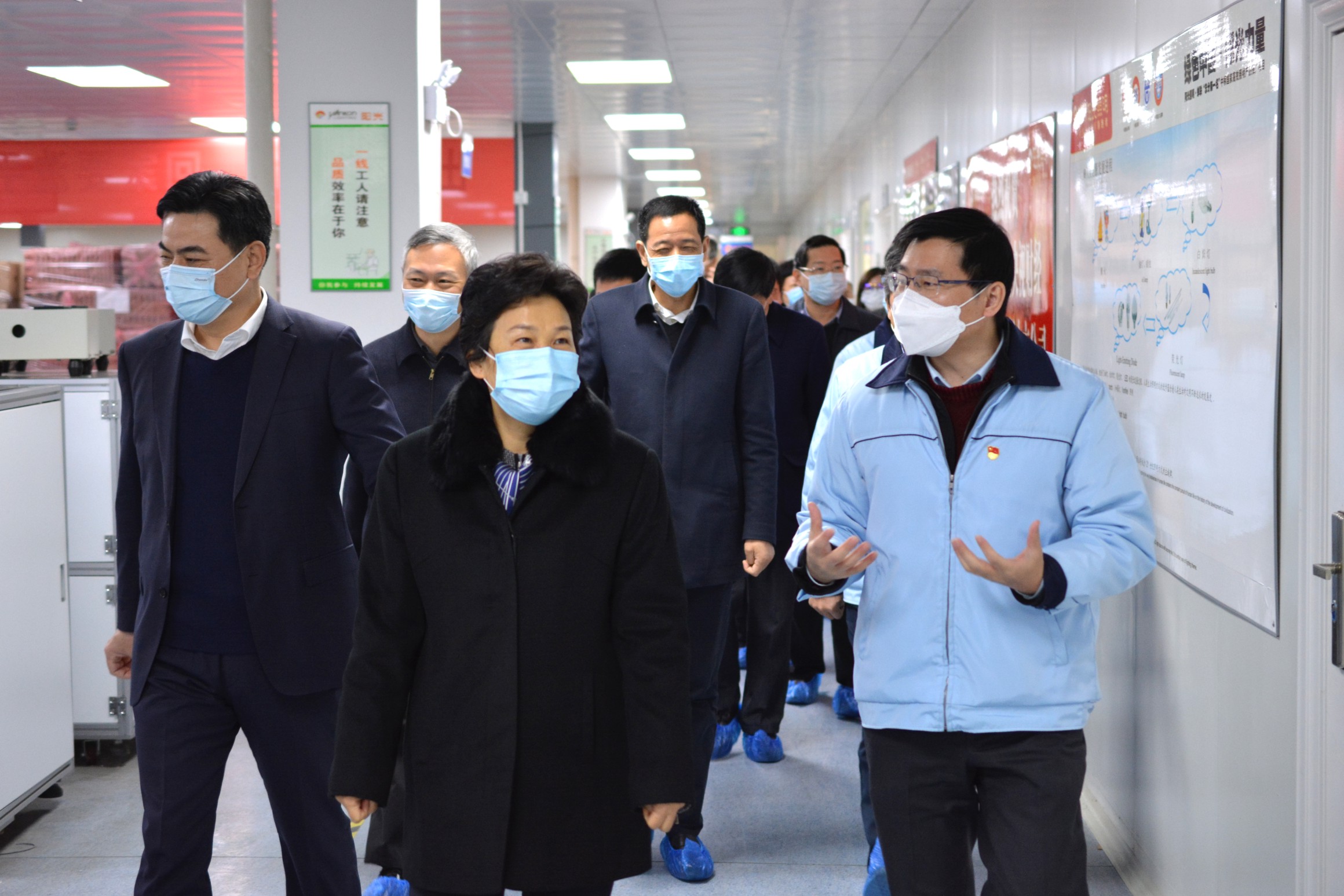 省政协主席葛慧君到英国威廉希尔公司官网指导督查疫情防控和复工复产工作